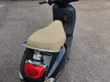 Vespa LX