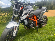 KTM 690