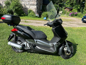 Yamaha X-MaX