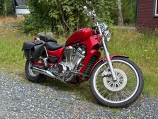 Suzuki Intruder