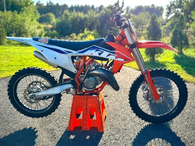 KTM 125