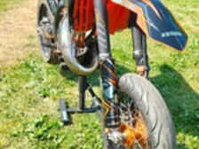 KTM 125