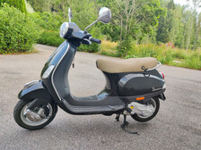Vespa LX