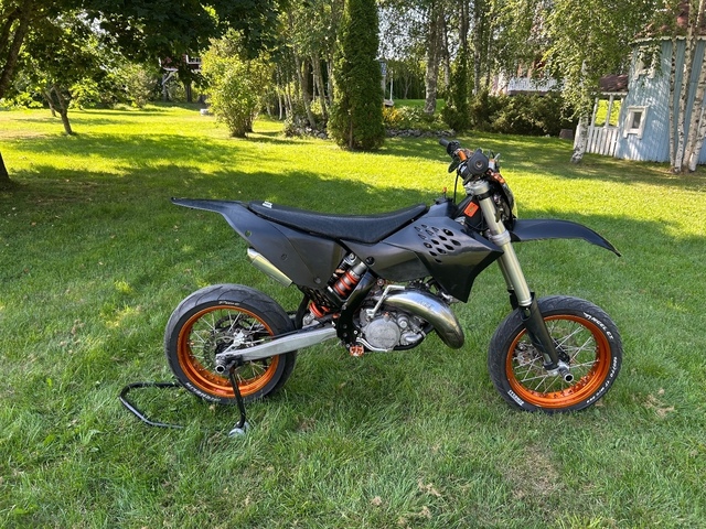 KTM 125