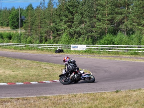 Muu merkki Muu malli