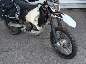 KTM 690