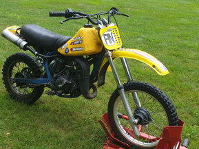 Suzuki RM