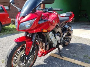 Yamaha FZ1-S