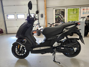 Peugeot Speedfight 4