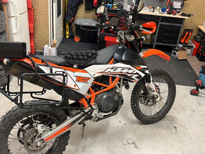 KTM 690