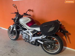 Suzuki SFV 650 Gladius