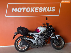 Suzuki SFV 650 Gladius