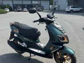 Peugeot Speedfight 4