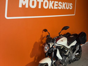 Suzuki SFV 650 Gladius