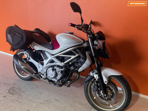 Suzuki SFV 650 Gladius