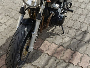 Kawasaki ZR-7
