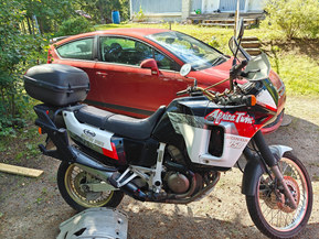 Honda XRV