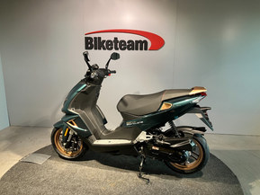 Peugeot Speedfight 4