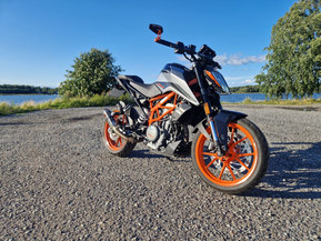 KTM 390