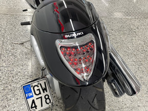 Suzuki Intruder