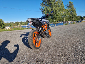 KTM 390
