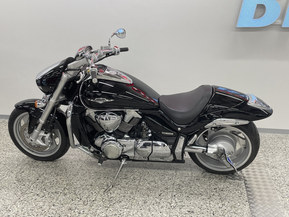 Suzuki Intruder