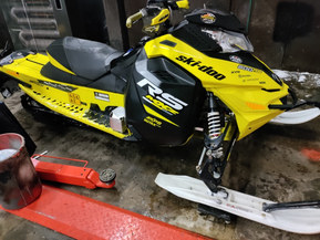 Ski-Doo MX Z
