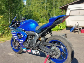 Yamaha YZF-R7