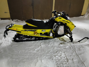 Ski-Doo MX Z