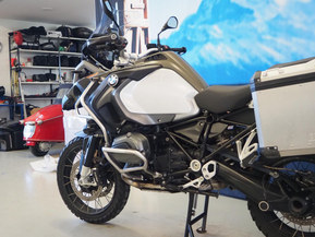 BMW R