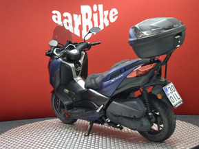 Yamaha X-MaX