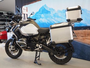 BMW R