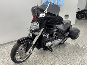 Suzuki Intruder
