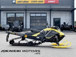 Ski-Doo Summit
