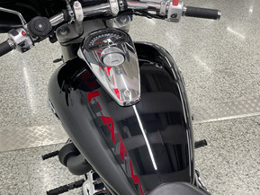 Suzuki Intruder