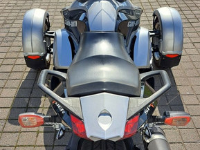 Can-Am Spyder