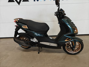 Peugeot Speedfight 4