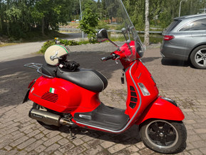 Vespa GTS