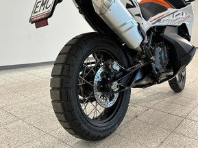 KTM 790
