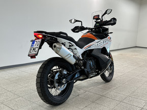 KTM 790
