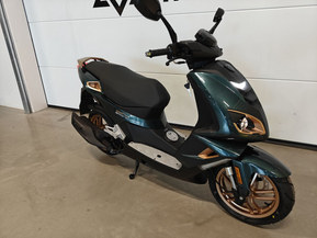 Peugeot Speedfight 4