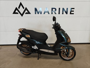 Peugeot Speedfight 4