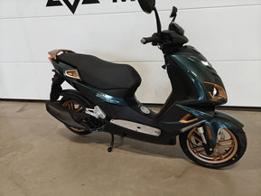 Peugeot Speedfight 4