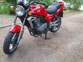 Kawasaki ER-5