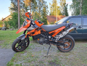 KTM 690