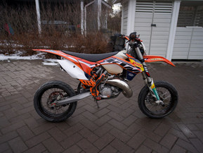 KTM 125