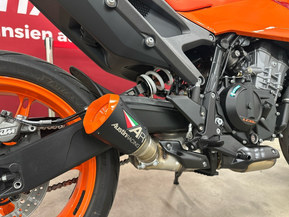KTM 990