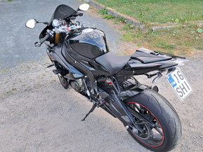 BMW S