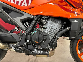 KTM 990