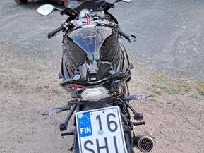 BMW S